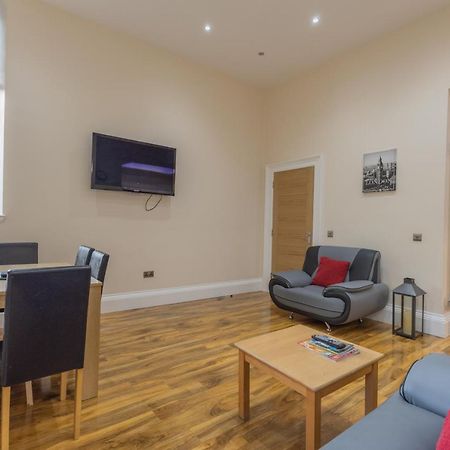 New 3-Bedroom Apartment Close To City Centre Edinburgh Exterior photo