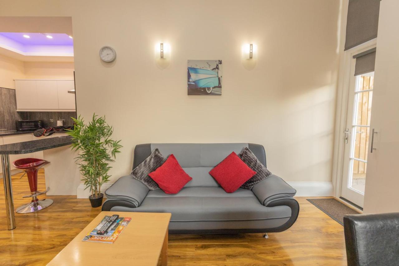 New 3-Bedroom Apartment Close To City Centre Edinburgh Exterior photo
