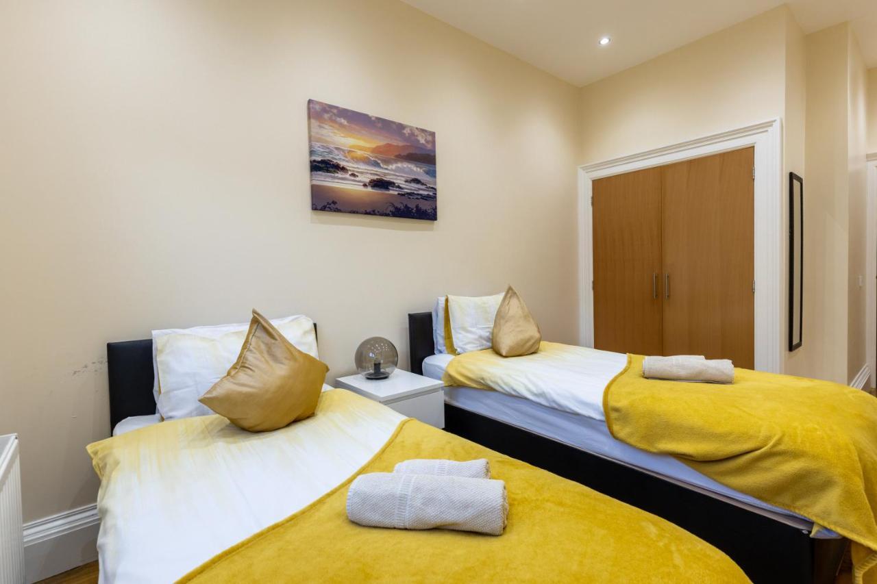 New 3-Bedroom Apartment Close To City Centre Edinburgh Exterior photo